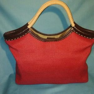 Gviaen Red Handbag